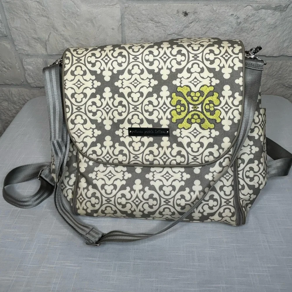 Petunia Pickle bottom Boxy Backpack Diaper Bag Breakfast in Berkshire Large